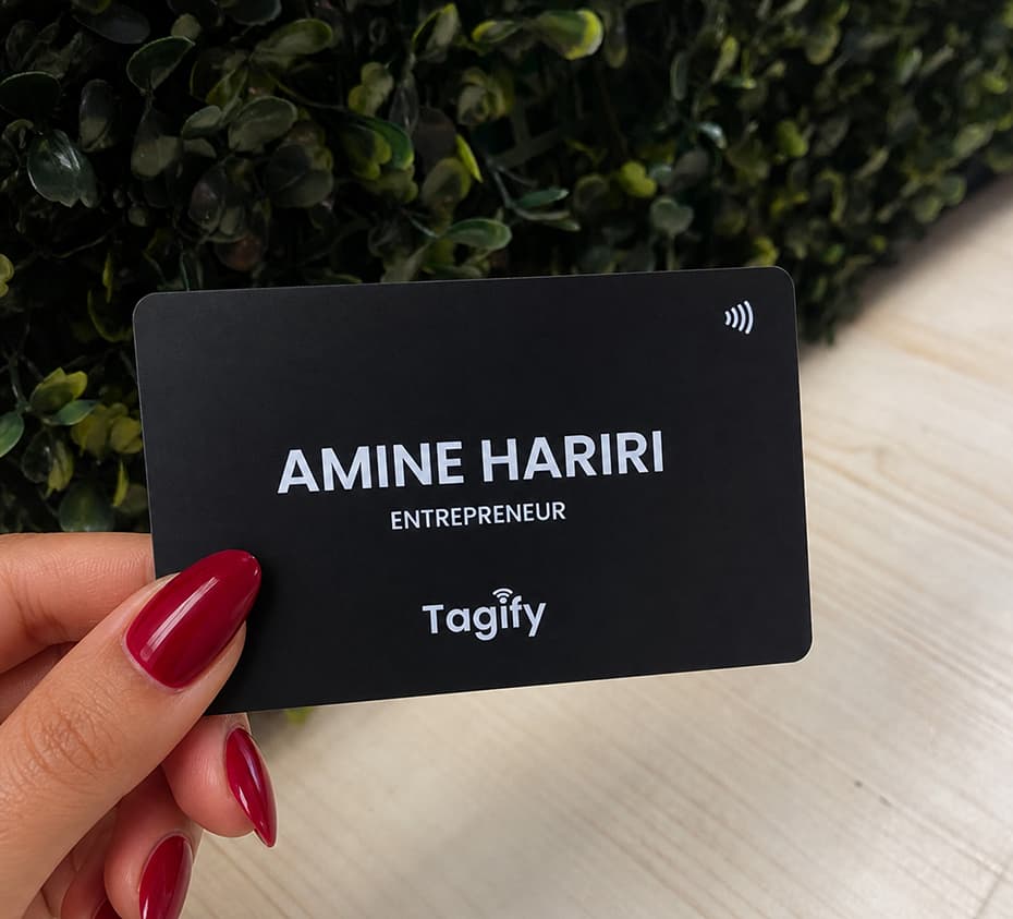 Pourquoi créer une présence digitale professionnelle avec Tagify Pro Card ?